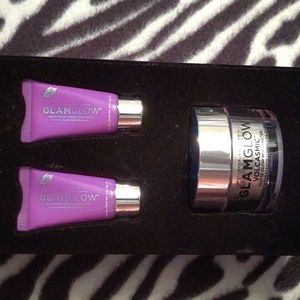 Glamglow moisturizer set
